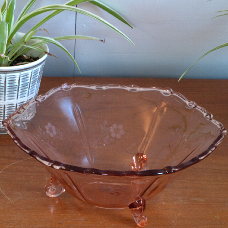 Vintage glazen schaaltje met pootjes